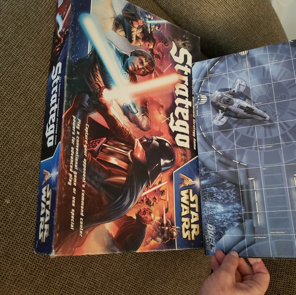 2 starwar,games 2002 for 1 price/stratego/douls